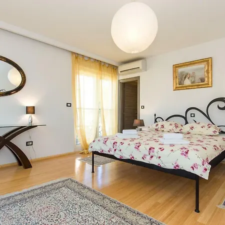 Ddd Apartment